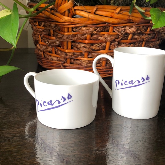 🕊Rare Picasso Mugs - Picture 2 of 4